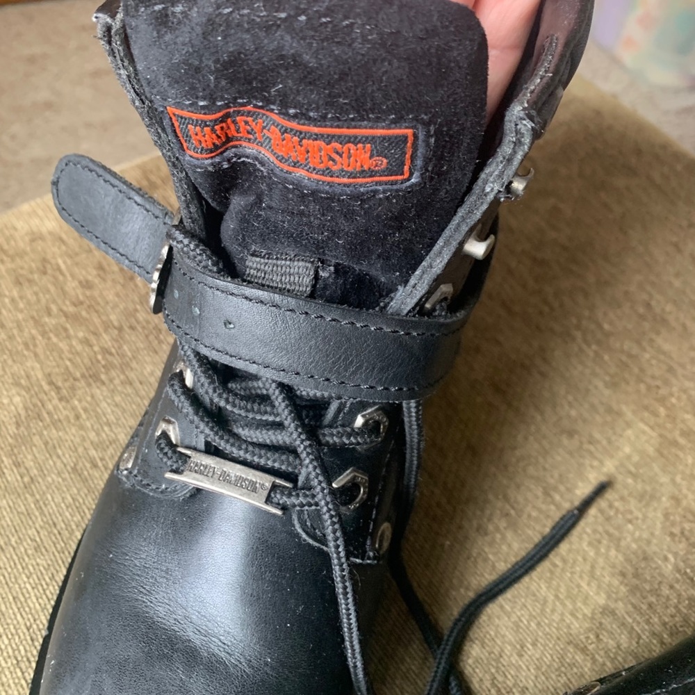 Harley-Davidson Black Leather Combat Boots with Silver Hardware - Picture 8 of 11